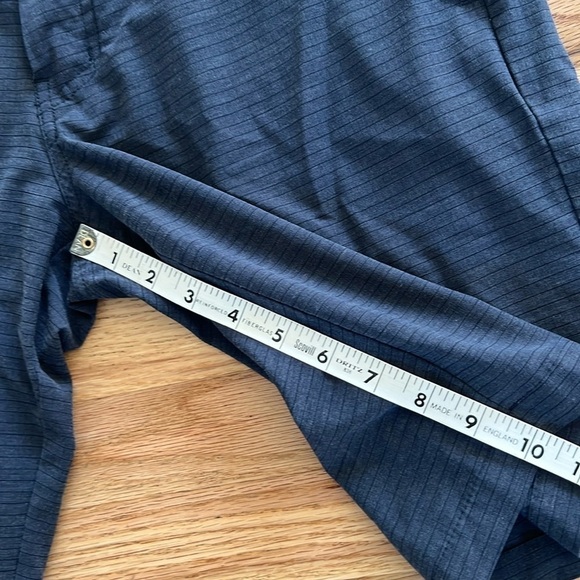 TRAVIS MATHEW MENS BECK PERFORMANCE GOLF SHORTS 32 WAIST - Picture 6 of 7